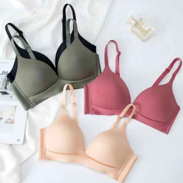 Japanese Style Seamless Push Up Bra Comfort Wireless Underwear Women's No Steel Ring Bralette 3/4 Cup Glossy Bra Female Lingerie